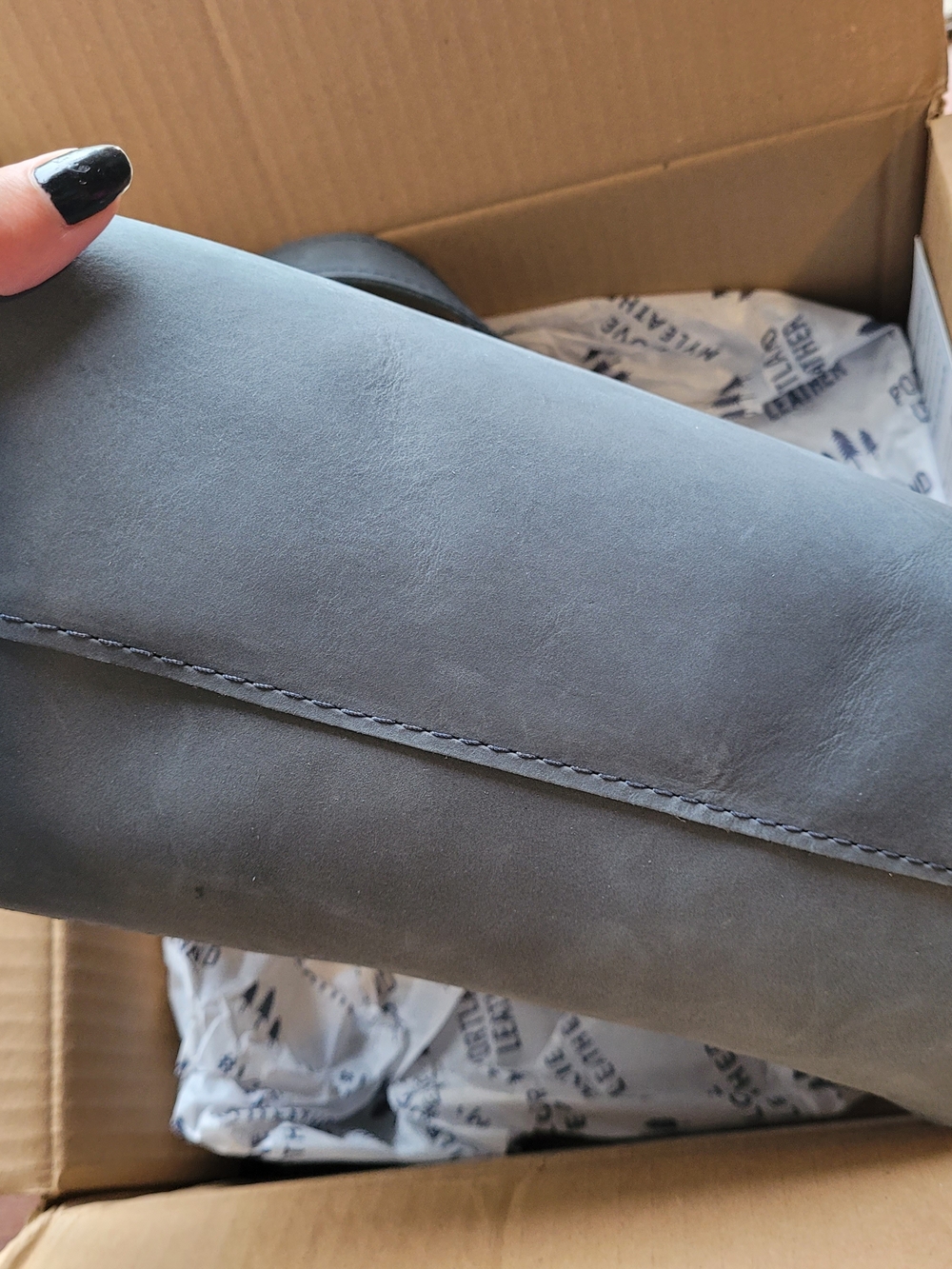 Portland Leather Grey Leather Triangle Bag Color Storm - Picture 3 of 10